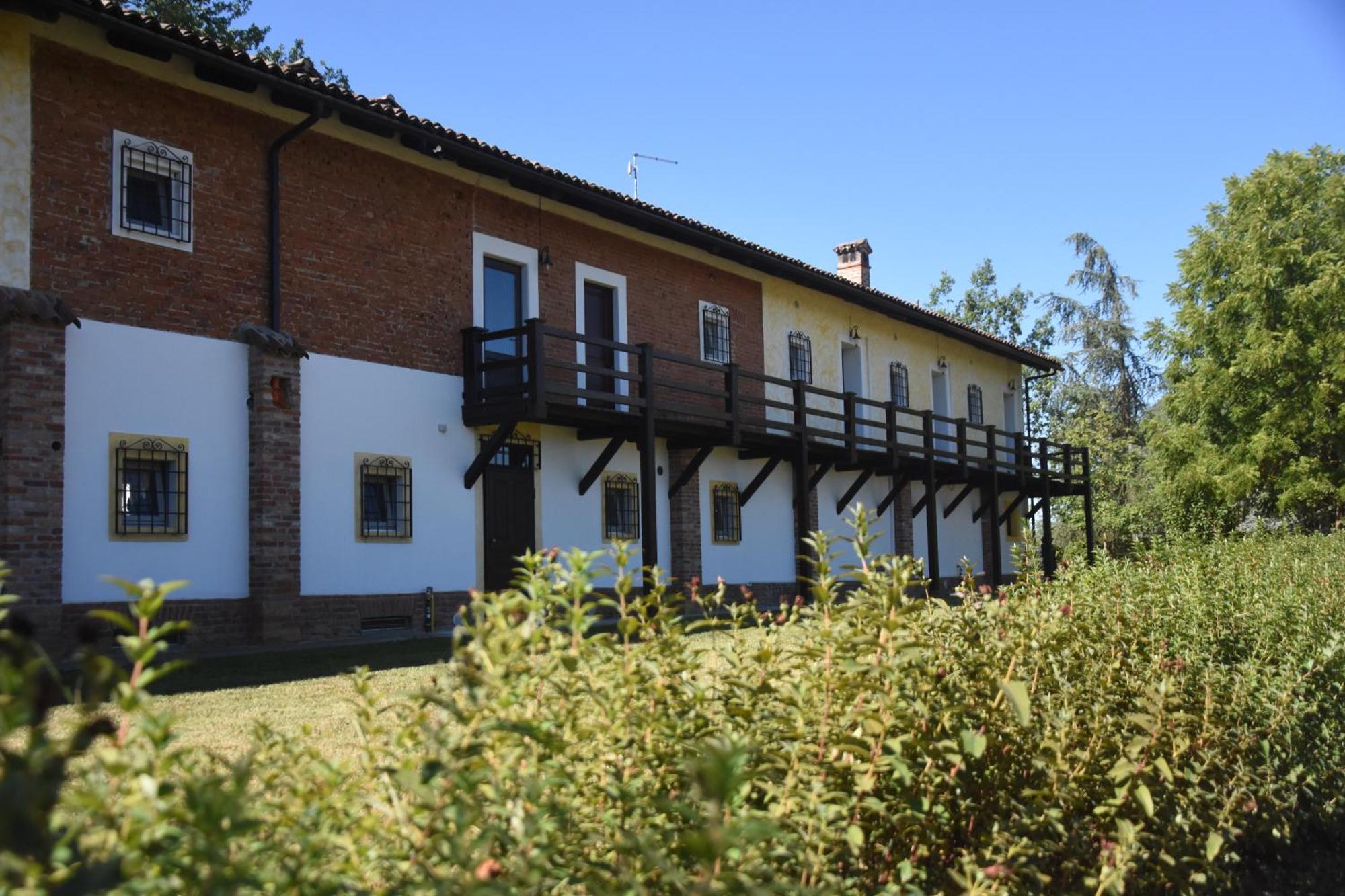 Guest House La Carolina Tigliole Exterior foto